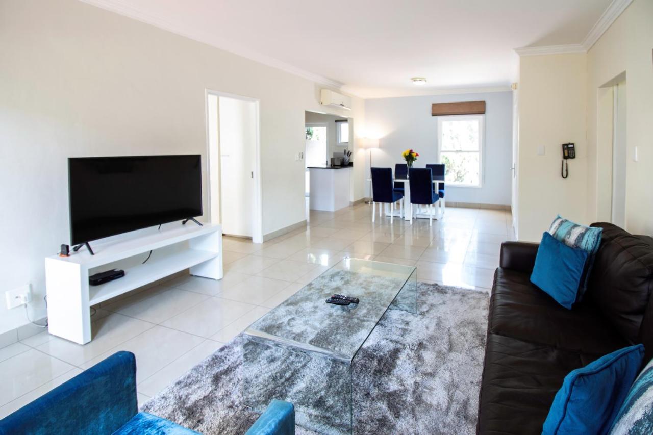 סנדטון Villa Via Executive Suites With Power Back-Up מראה חיצוני תמונה