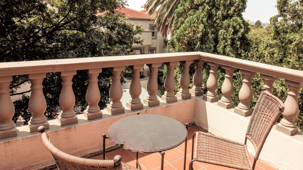 סנדטון Villa Via Executive Suites With Power Back-Up מראה חיצוני תמונה
