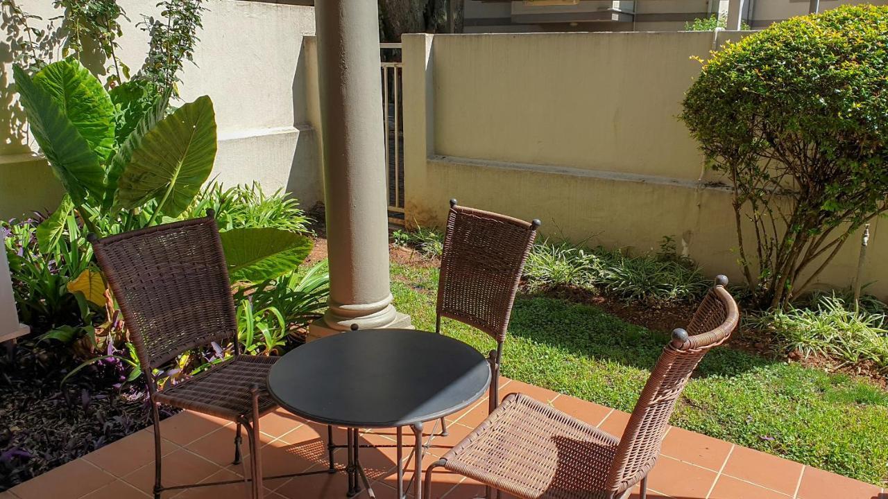 סנדטון Villa Via Executive Suites With Power Back-Up מראה חיצוני תמונה